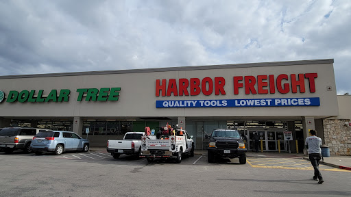 Hardware Store «Harbor Freight Tools», reviews and photos, 147 S Interstate Hwy 35, New Braunfels, TX 78130, USA