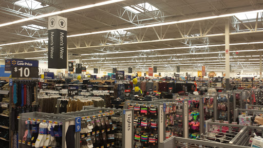 Discount Store «Walmart», reviews and photos, 6501 Veterans Memorial Pkwy, Crestwood, KY 40014, USA