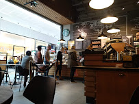 Atmosphère du Café Starbucks à Tremblay-en-France - n°10