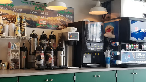 Grocery Store «Town & Country Foods», reviews and photos, 219 N 19th Ave, Bozeman, MT 59718, USA