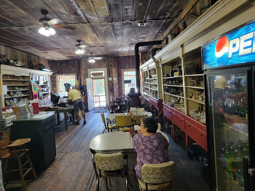 Restaurant «Old Delina Country Store», reviews and photos, 4397 John Barnes Rd, Cornersville, TN 37047, USA