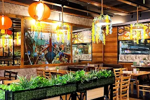 AroiThai - Thai Street Cafe, Damen Mall Subang USJ (MUSLIM FRIENDLY) image