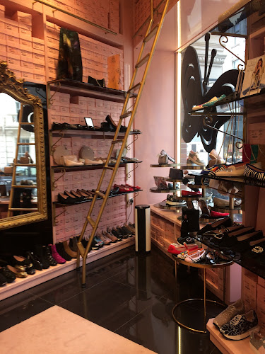 Reviews of Pretty Ballerinas Mayfair in London - Shoe store