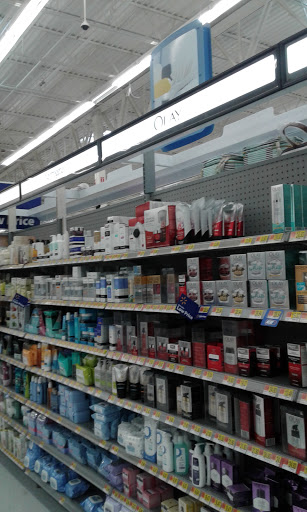 Department Store «Walmart Supercenter», reviews and photos, 201 Edwards Blvd, Lake Geneva, WI 53147, USA