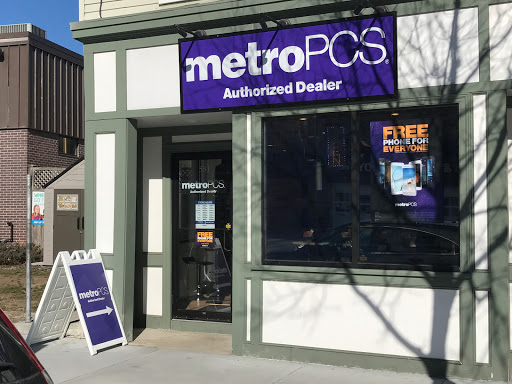 Cell Phone Store «MetroPCS Authorized Dealer», reviews and photos, 591 Washington St, Brighton, MA 02135, USA
