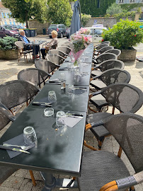 Atmosphère du Restaurant italien Restaurant l'Essentiel à Samois-sur-Seine - n°1