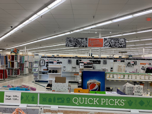 Fabric Store «Jo-Ann Fabrics and Crafts», reviews and photos, 8345 N Rockwell Ave, Oklahoma City, OK 73132, USA