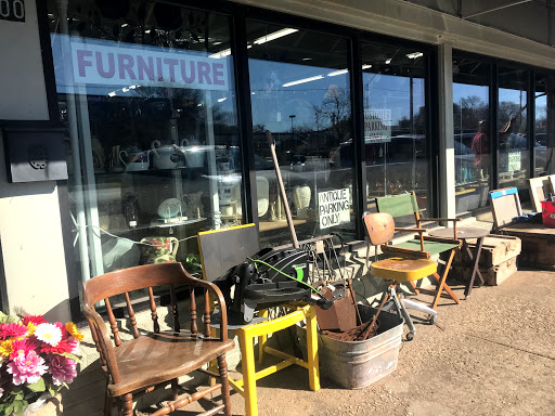 Antique Store «Hidden Talent Gifts & Antiques», reviews and photos, 400 S Main St, McGregor, TX 76657, USA