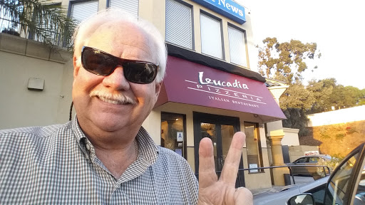 Shopping Mall «Moonlight Plaza Shopping Center», reviews and photos, 315 S Coast Hwy 101, Encinitas, CA 92024, USA