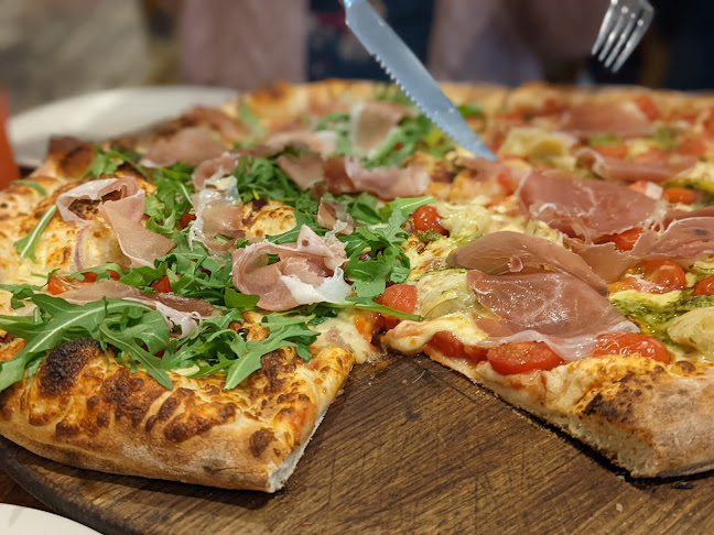 Reviews of Trattoria Il Forno in Leeds - Pizza