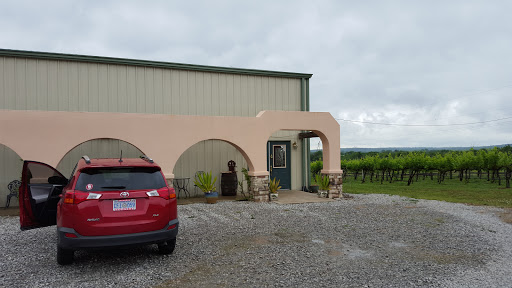 Winery «Whispering Vines Vineyard», reviews and photos, 7374 W 51st St, Tulsa, OK 74107, USA