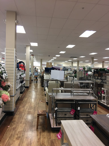 Department Store «HomeGoods», reviews and photos, 5530 Reseda Blvd, Tarzana, CA 91356, USA