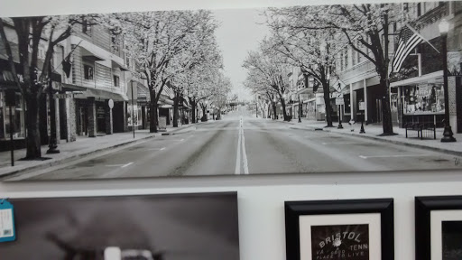 Art Gallery «A Work of Art Gallery & Gifts», reviews and photos, 600 State St, Bristol, TN 37620, USA