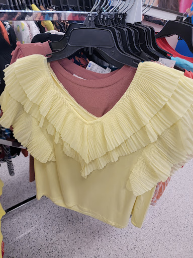 Clothing Store «Ross Dress for Less», reviews and photos, 849 Dawsonville Hwy, Gainesville, GA 30501, USA