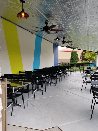 Shopping Mall «Rivercrest Shopping Center», reviews and photos, 13120 Rivercrest Dr, Crestwood, IL 60445, USA