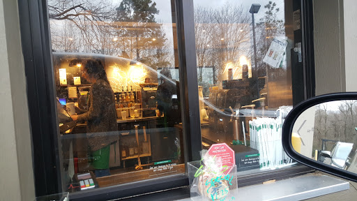 Coffee Shop «Starbucks», reviews and photos, 2034 N Highland Ave, Jackson, TN 38305, USA
