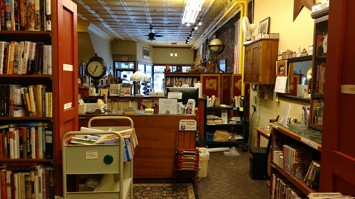Used Book Store «Thimbleberry Books», reviews and photos, 166 S Central Ave, Marshfield, WI 54449, USA