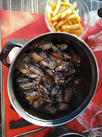 Moules-frites du Restaurant Le Grand Bleu à Le Havre - n°4