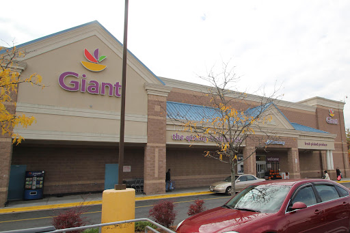 Supermarket «Giant», reviews and photos, 3521 East-West Hwy, Hyattsville, MD 20782, USA