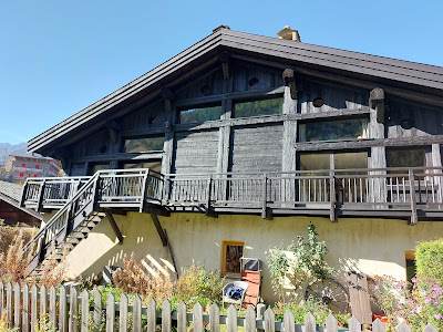 ISG.RENOVATION (PEINTRE PEINTURE TOUT SUPPORTS INTÉRIEUR EXTERIEUR FACADES-BOISERIES-TOITURE RÉNOVATION INT/EXT) à Sallanches