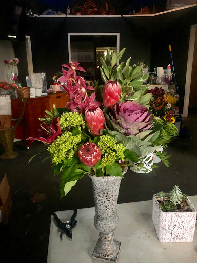 Florist «Pavilion of Flowers», reviews and photos, 799 Oceana Blvd, Pacifica, CA 94044, USA