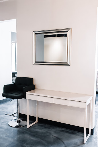 Beauty Salon «Chrysalis Salon & Spa», reviews and photos, 1061 Station Dr, Oswego, IL 60543, USA