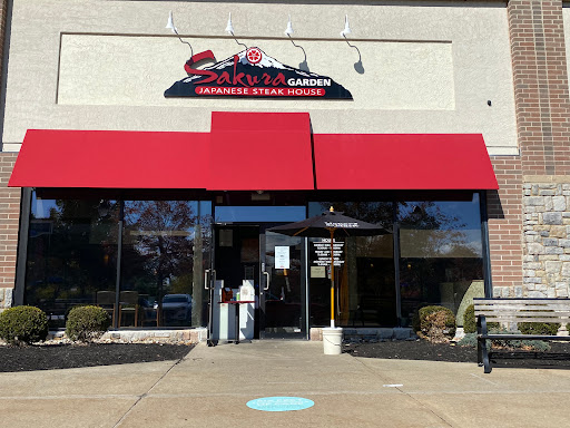 Shopping Mall «The Promenade Shops at Evergreen Walk», reviews and photos, 501 Evergreen Way #503, South Windsor, CT 06074, USA