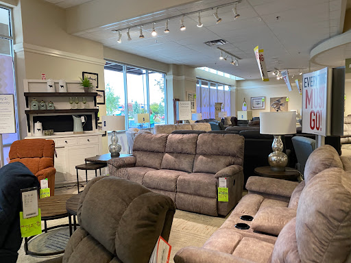 Furniture Store «La-Z-Boy Furniture Galleries», reviews and photos, 17305 Southcenter Pkwy, Tukwila, WA 98188, USA