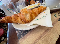 Croissant du Restaurant gastronomique Café de Flore à Paris - n°19