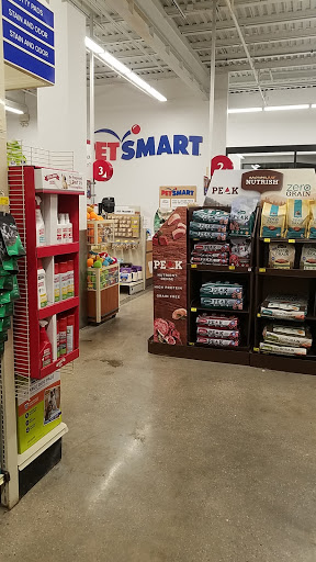 Pet Supply Store «PetSmart», reviews and photos, 350 Walt Whitman Rd, Huntington Station, NY 11746, USA
