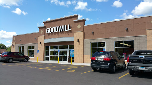 Thrift Store «Goodwill - Winona», reviews and photos