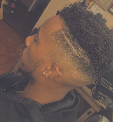 Barber Shop «Oakland Park Barber Shop», reviews and photos, 868 Oakland Park Ave, Columbus, OH 43224, USA