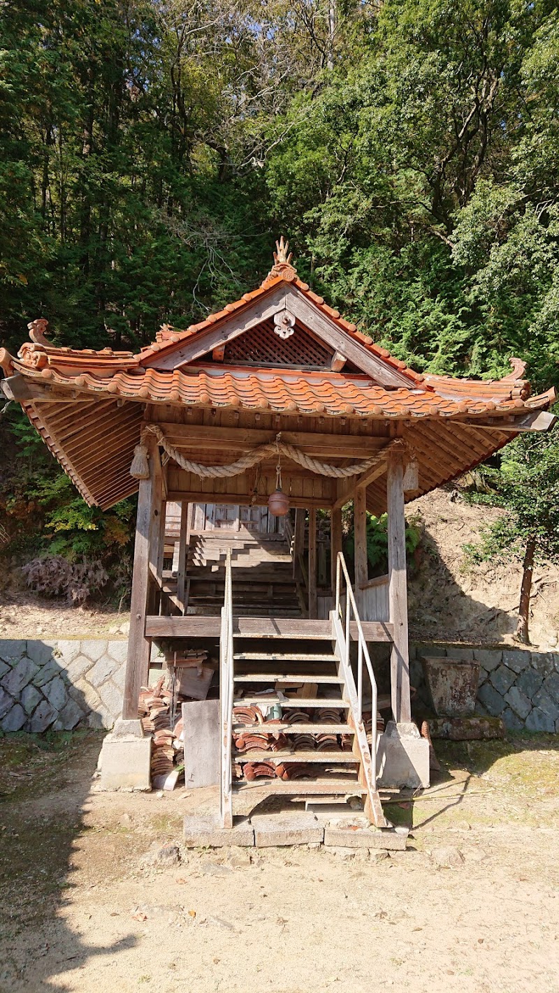 琴山神社