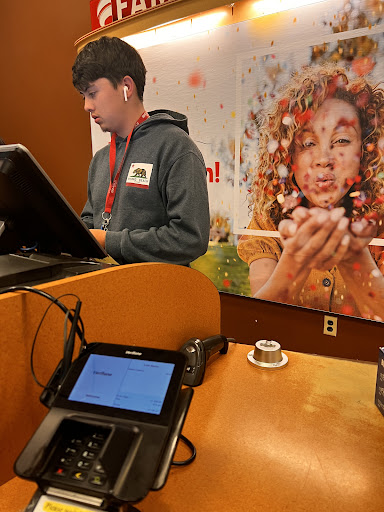 Shoe Store «Famous Footwear», reviews and photos, 1140 Harter Pkwy, Yuba City, CA 95993, USA