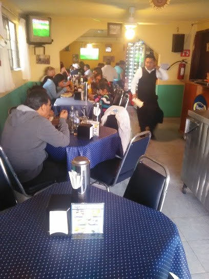 Restaurante La Huacana Birria de Chivo