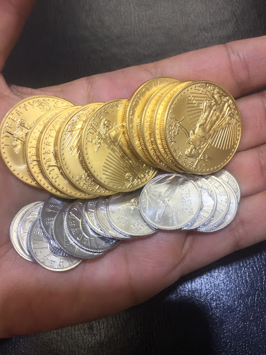 Coin Dealer «Collectors Coins & Jewelry Massapequa Park», reviews and photos, 400 Sunrise Hwy, Massapequa Park, NY 11762, USA