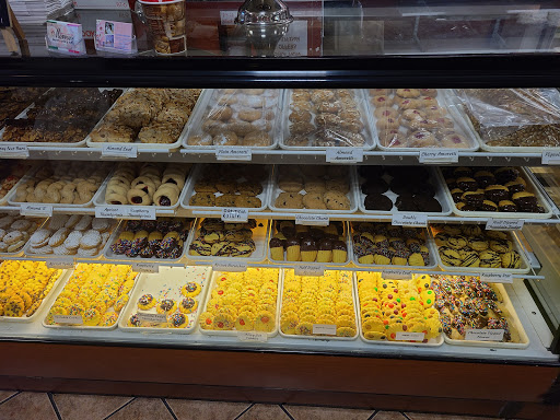Candy Store «Morrone Pastry Shop & Cafe», reviews and photos, 2349 Arthur Ave, Bronx, NY 10458, USA