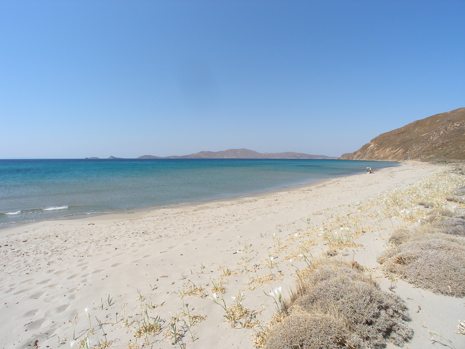 Foto de Paralia Parthenomitos com areia brilhante superfície