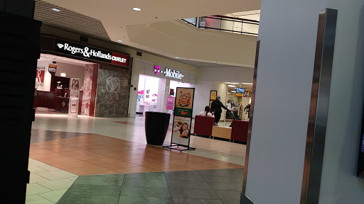 Shopping Mall «North Riverside Park Mall», reviews and photos, 7501 W Cermak Rd, N Riverside, IL 60546, USA