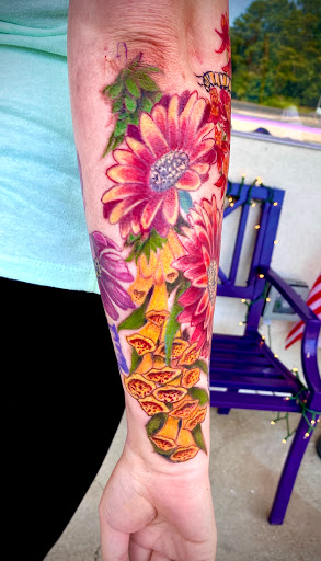 Explore aviation tattoo ideas, creative tattoo ideas in Ocean View, available at Moonlight Tattoo