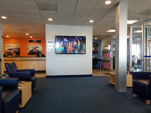 Mercedes Benz Dealer «Mercedes-Benz of Naperville», reviews and photos, 1569 Ogden Ave, Naperville, IL 60540, USA