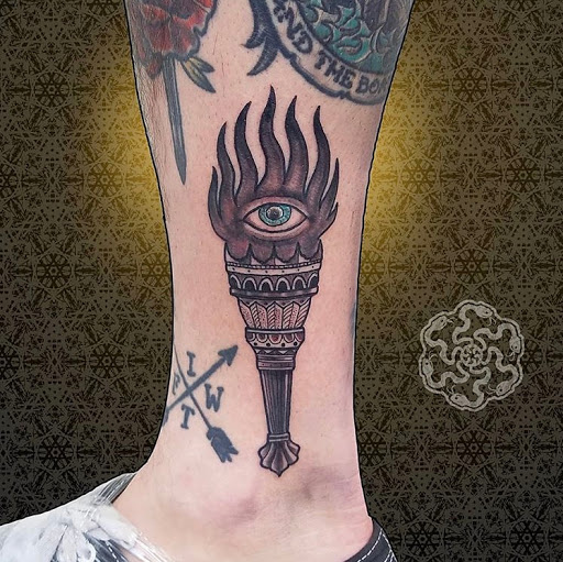 Tattoo Shop «Funhouse Tattoo», reviews and photos, 1453 Garnet Ave, San Diego, CA 92109, USA