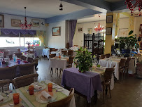 Atmosphère du Restaurant Le Réal à Durfort-et-Saint-Martin-de-Sossenac - n°3