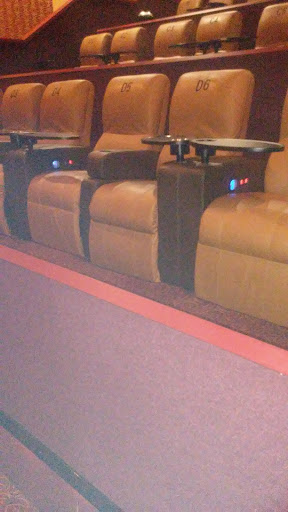 Movie Theater «Wehrenberg Theatres St. Charles Stadium 18 Cine», reviews and photos, 1830 S 1st Capitol Dr, St Charles, MO 63303, USA