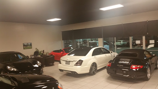 Used Car Dealer «Discovery Auto Center», reviews and photos, 10536 N Florida Ave, Tampa, FL 33612, USA