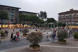Piazza Fontana image