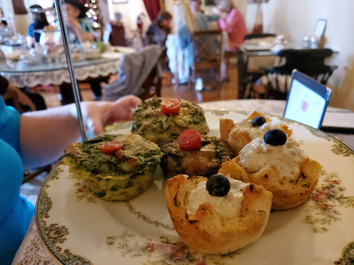 Tea House «The Tilted Teacup Tea Room and Boutique», reviews and photos, 103 S Saxon Ave, Brooksville, FL 34601, USA