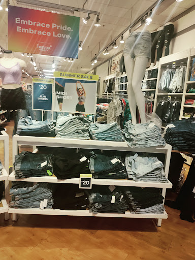 Computer Store «Apple Orland Square Mall», reviews and photos, 428 Orland Square Dr, Orland Park, IL 60462, USA