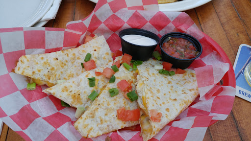 Night Club «The Waterfront Tavern 