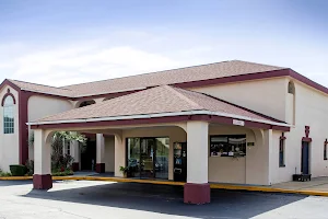 Red Roof Inn Sumter image